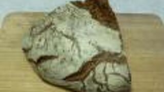 若い頃から通ったパン屋です