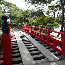 今も変わらない、瑞巌寺五大堂に向かう透かし橋