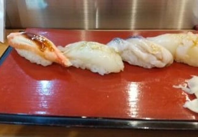 駅ナカの立食い寿司