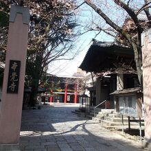 入り口からの景観です。