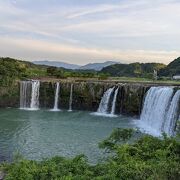 橋や歩道など整備されていて散策しやすかったです。