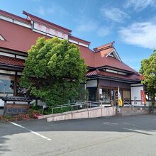 迫町(佐沼)と中田町との境付近にあります。