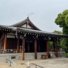 聖霊院とも太子堂とも呼ばれています