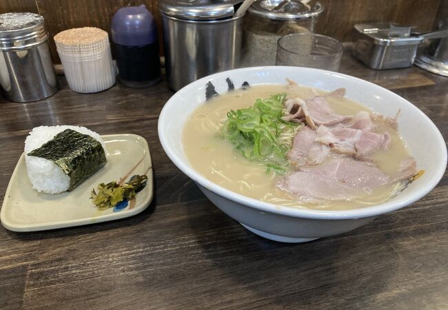 博多ラーメン 膳 鳥栖店