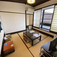 四畳半の『椿』