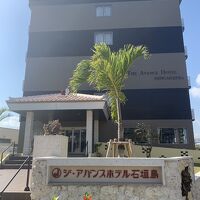 大きくはないですが、綺麗な建物です。