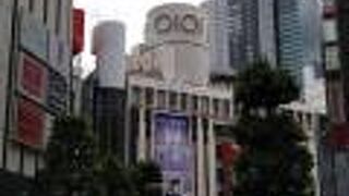 期間限定ショップが面白い。