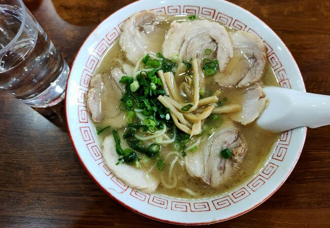 ここのラーメンを食べずしてラーメンを語るべからず