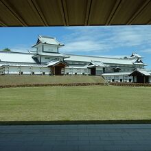 鶴の丸休憩館からの眺め