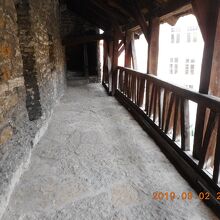 比較的広くて歩き易い