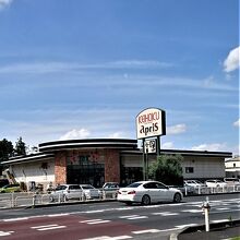 クルマで行く店