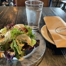 サラダ（＋330円セット内）