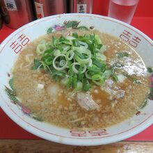 ラーメン並７００円