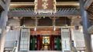 フレームからはみ出る大きさ