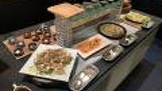 ブッフェが楽しめるレストラン