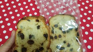 銀座店限定のレーズン食パン美味しいです。