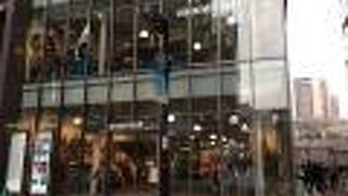 アウトドア用品が豊富