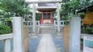 小さいけどご利益ありそう