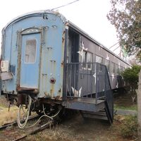 敷地内のカラオケルーム　旧型客車の再利用