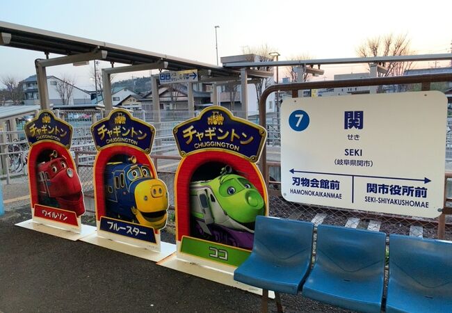 関駅に隣接している、関シティターミナル駐車場は、3時間無料!　しかもめっちゃ広い!