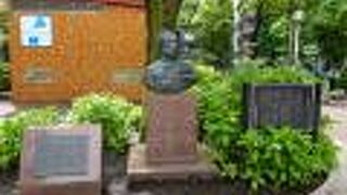 あかつき公園内では最も印象に残った像です