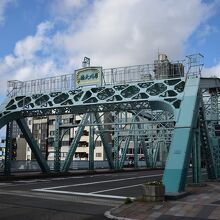 レトロな犀川大橋