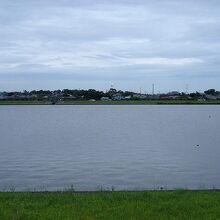 利根川の風景