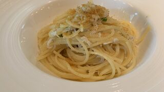 美味しい食事と素敵な空間とサービス