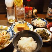 沖縄料理と泡盛が楽しめる人気のお店