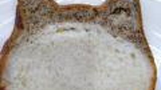 ねこねこ食パン ロイヤルミルクティー