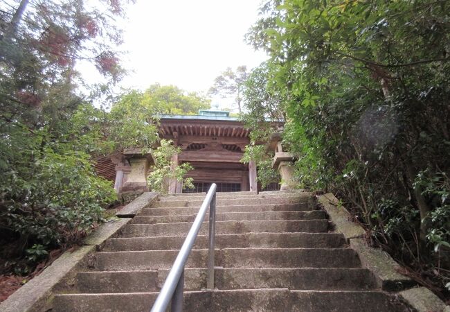 御山神社