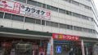 本屋で購入するとサービス券がもらえる