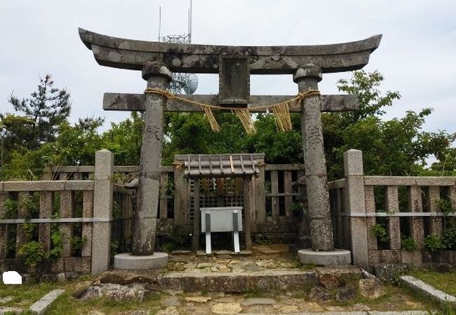 弥彦神社奥宮 御神廟 クチコミ アクセス 営業時間 弥彦 フォートラベル