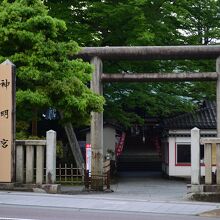 神明宮の入口の様子