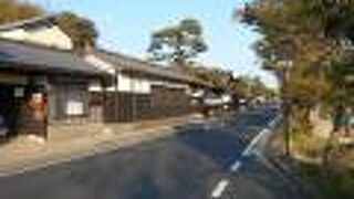 松江の塩見縄手に残る武家屋敷