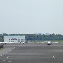 飛行機がみえます