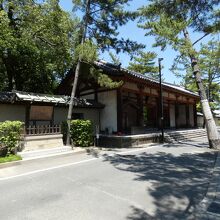 歴史の道・唐招提寺南大門前