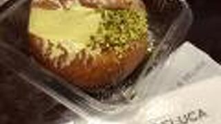 ピスタチオのマリトッツォ ♪