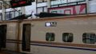 ガラガラ自由席