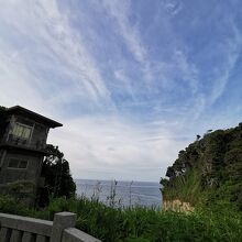 江ノ島　山二つ