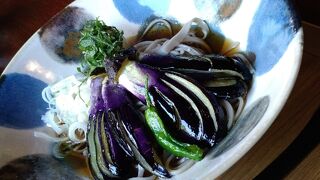 落ち着く空間で美味しい蕎麦が食べれます。