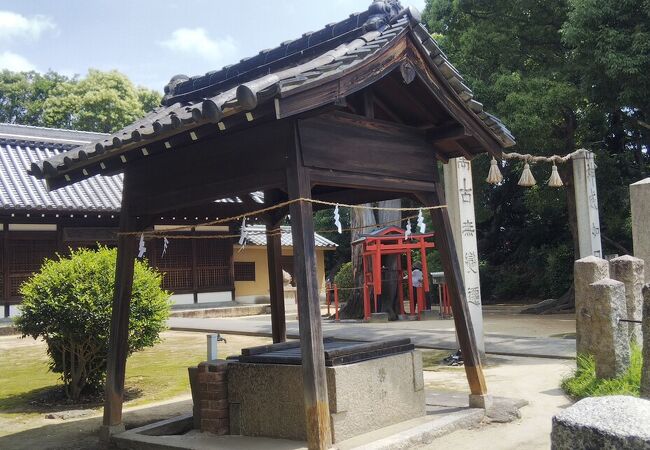 中臣須牟地神社