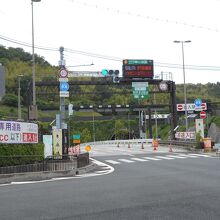 稲荷山トンネル（山科）