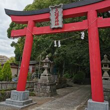 大稲荷神社 