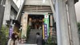 コンクリートの拝殿