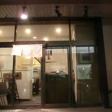 ビルの一階です。