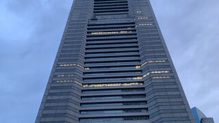 横浜の絶景と進撃の巨人を楽しむ