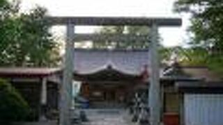 千秋公園の中にある神社
