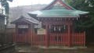 吉田神社の境内にある