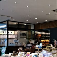 奥がワインセラー